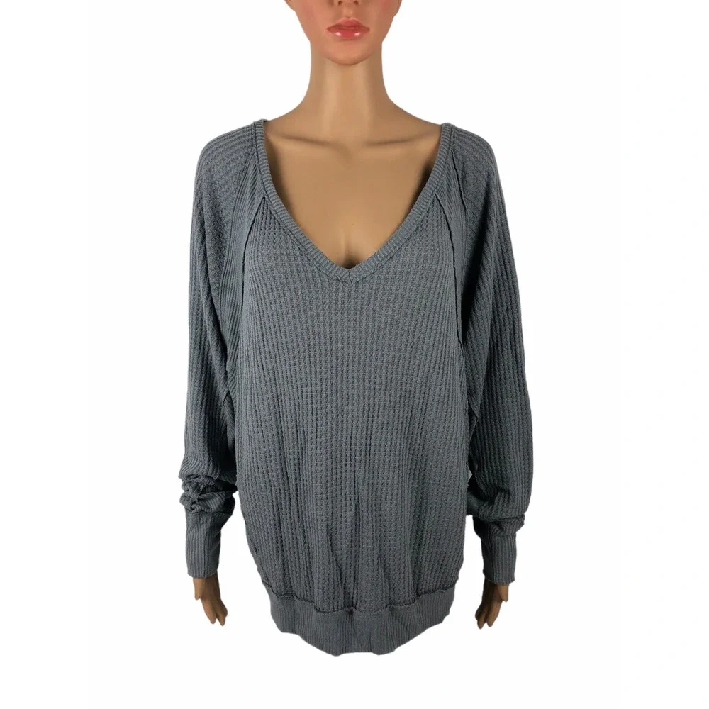 Free People We the Free Santa Clara Thermal Top Medium Gray Knit V Neck Stretch